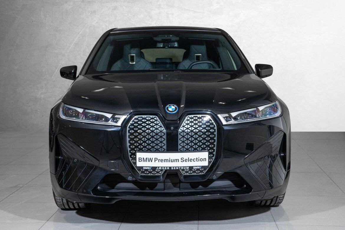 BMW iX xDrive 50