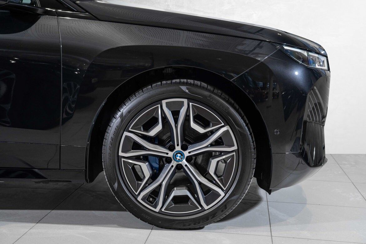 BMW iX xDrive 50
