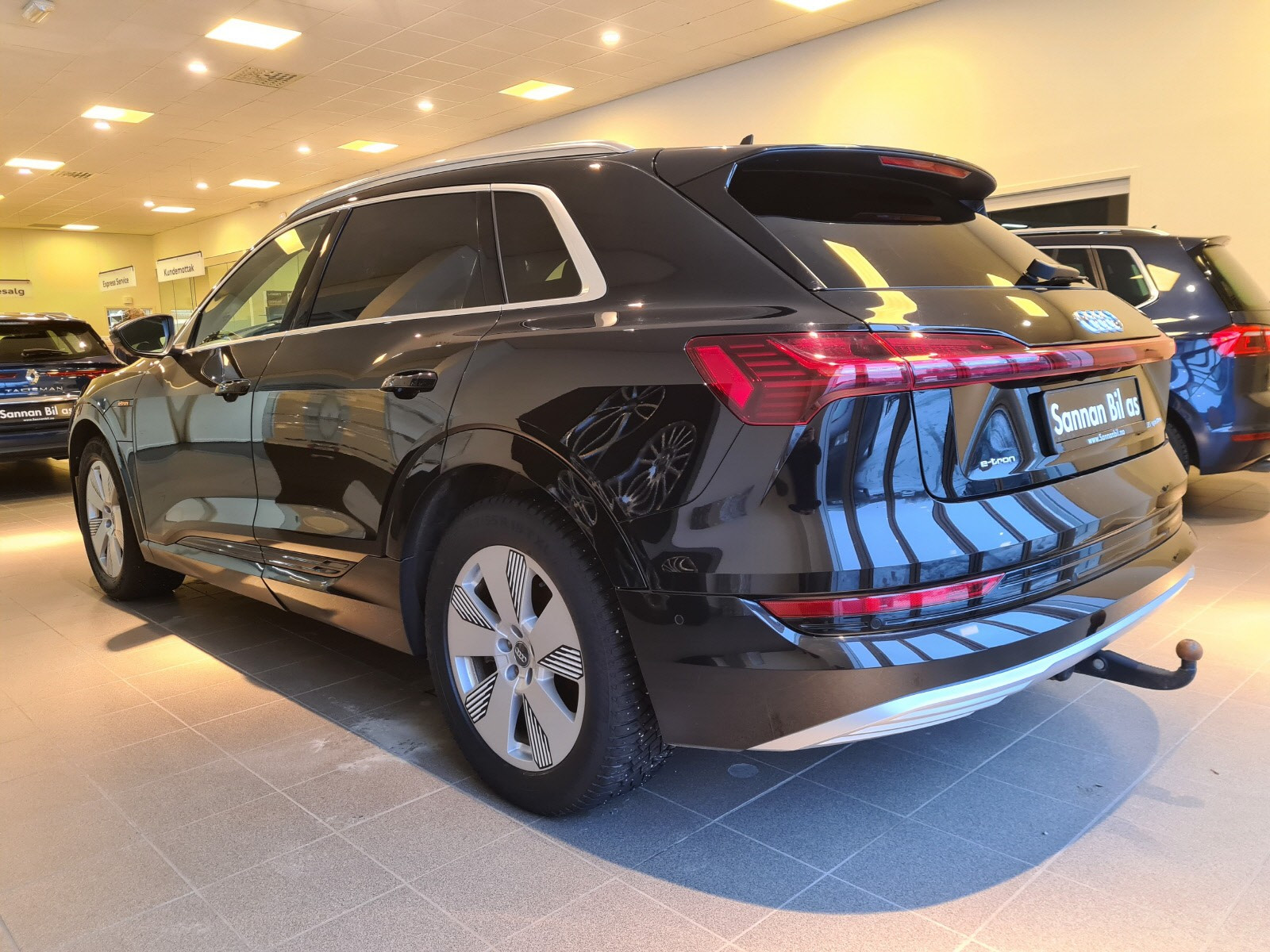 Audi e-tron