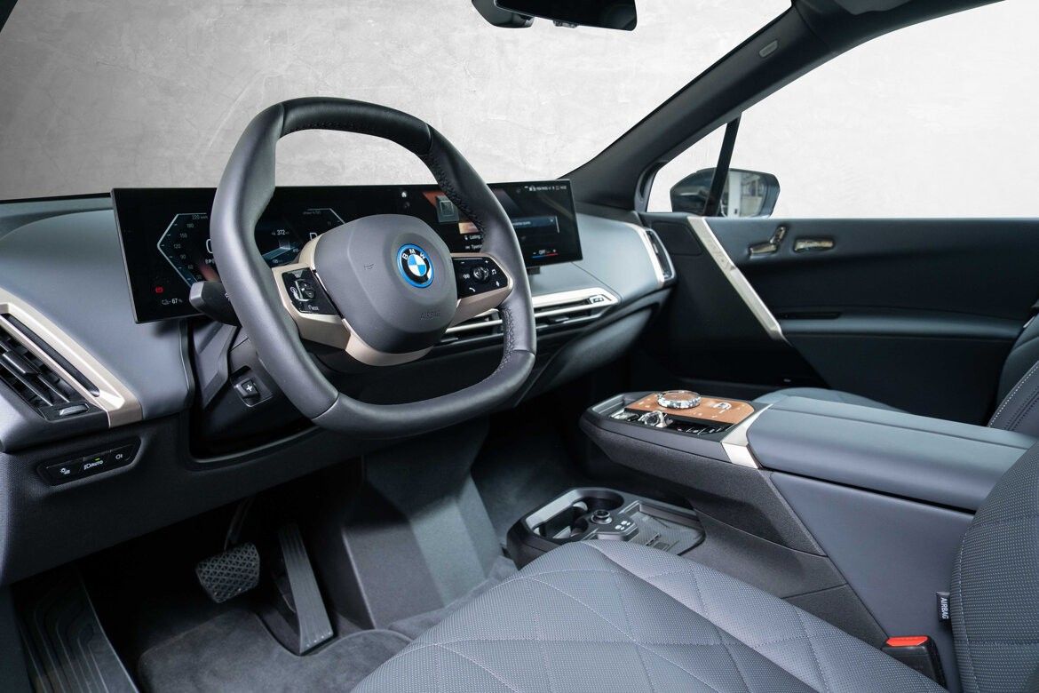 BMW iX xDrive 50