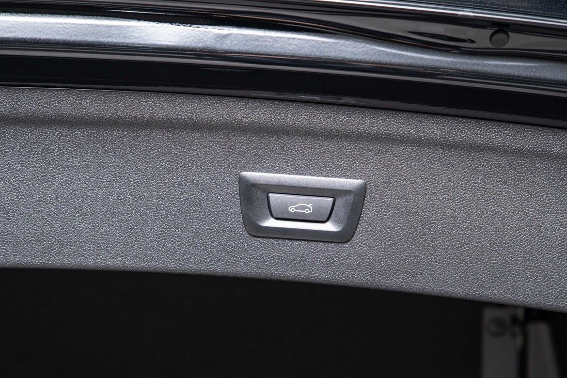 BMW iX xDrive 50