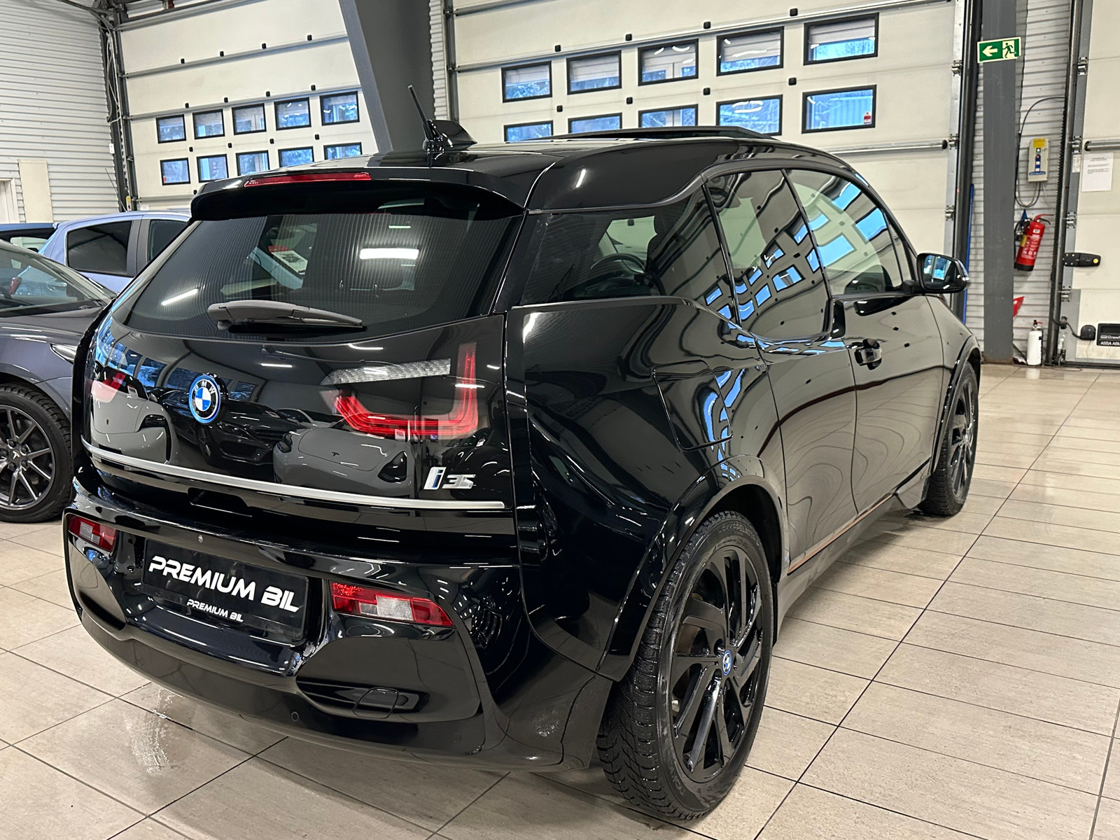 BMW i3