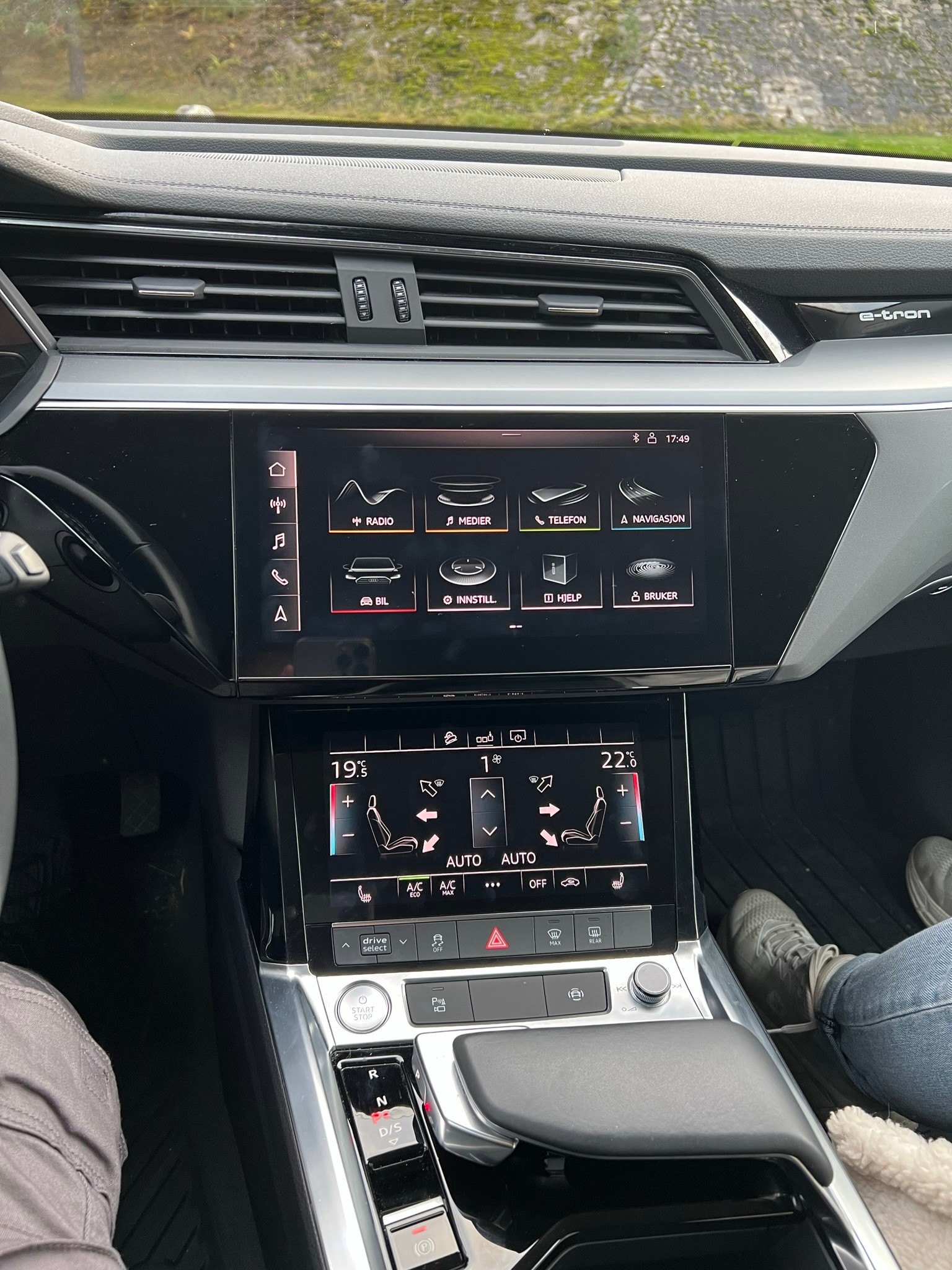 Audi e-tron