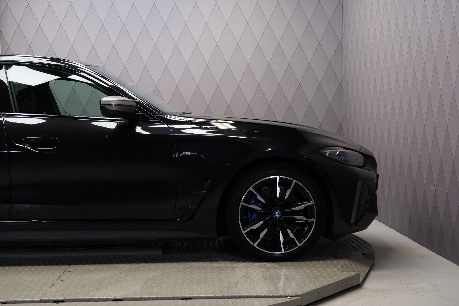 BMW i4 M50