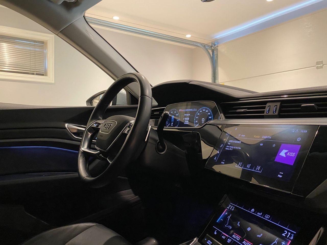 Audi e-tron