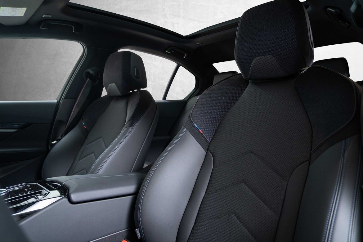 BMW i5 M60