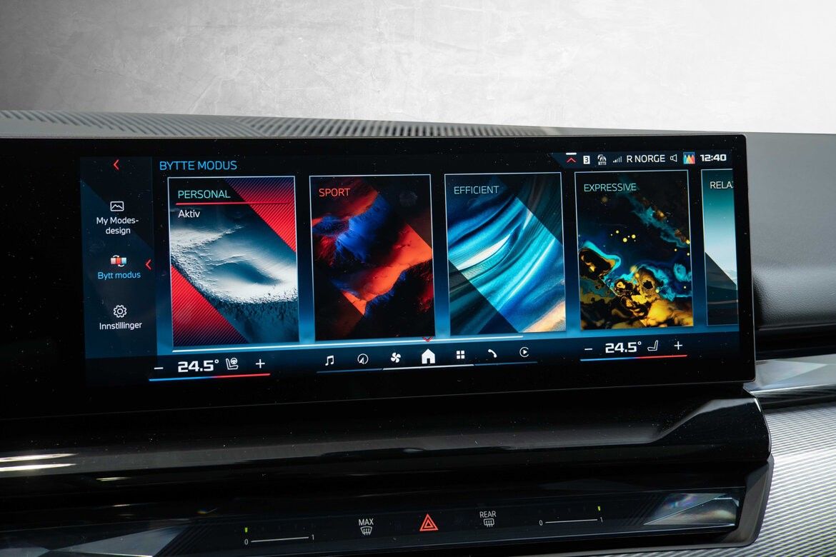 BMW i5 M60