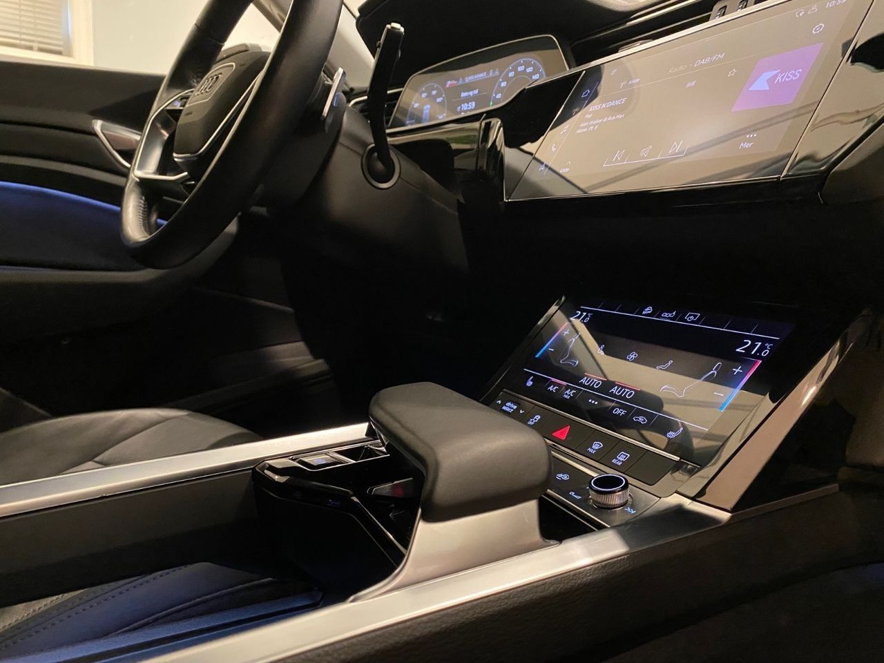 Audi e-tron
