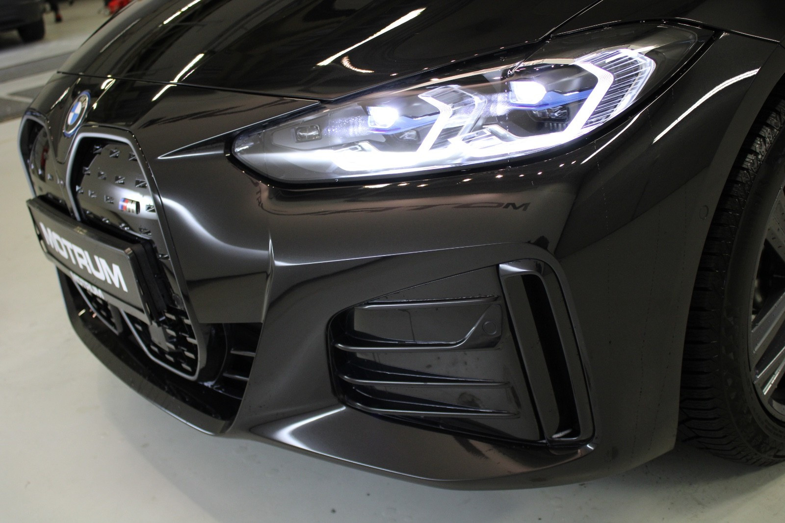 BMW i4 M50