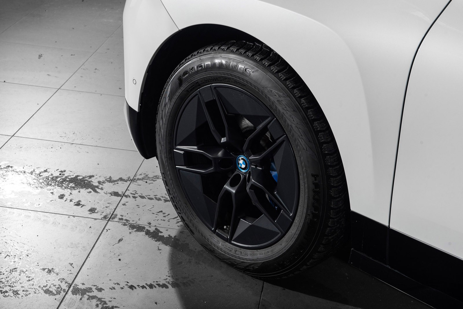 BMW iX xDrive 40