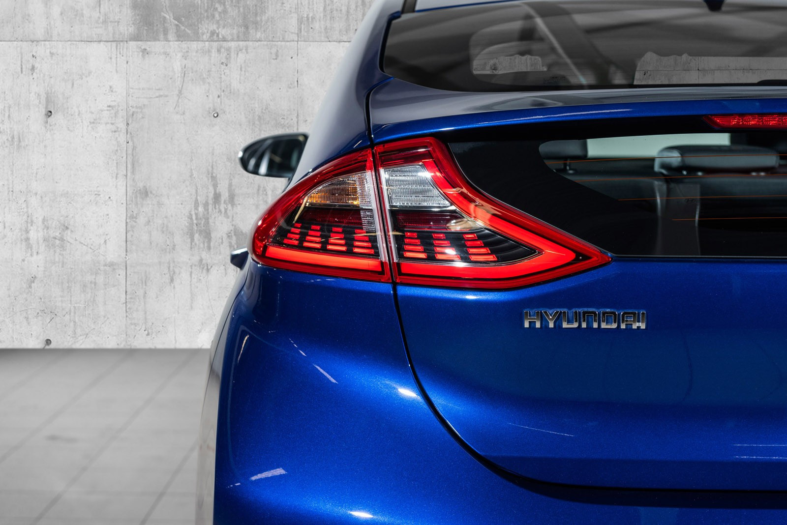 Hyundai IONIQ