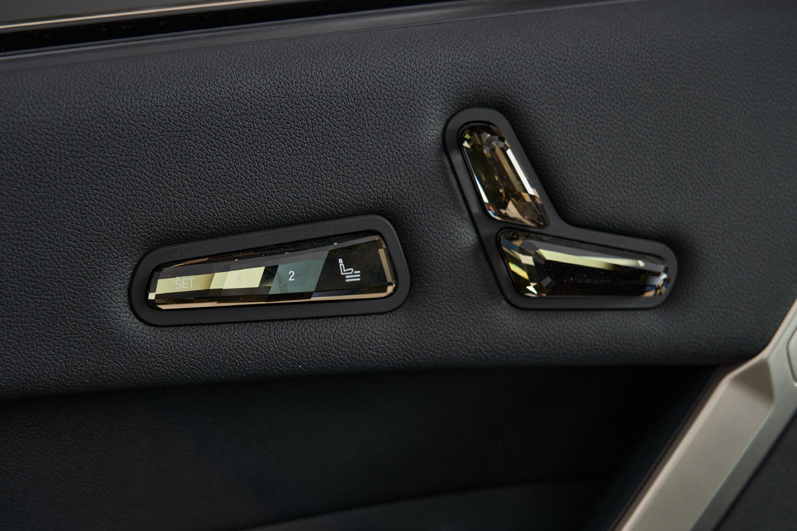 BMW iX xDrive 40