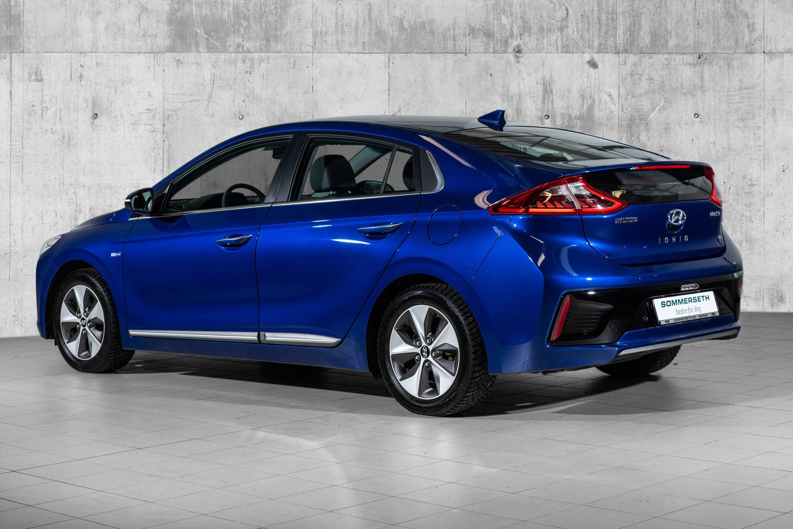 Hyundai IONIQ