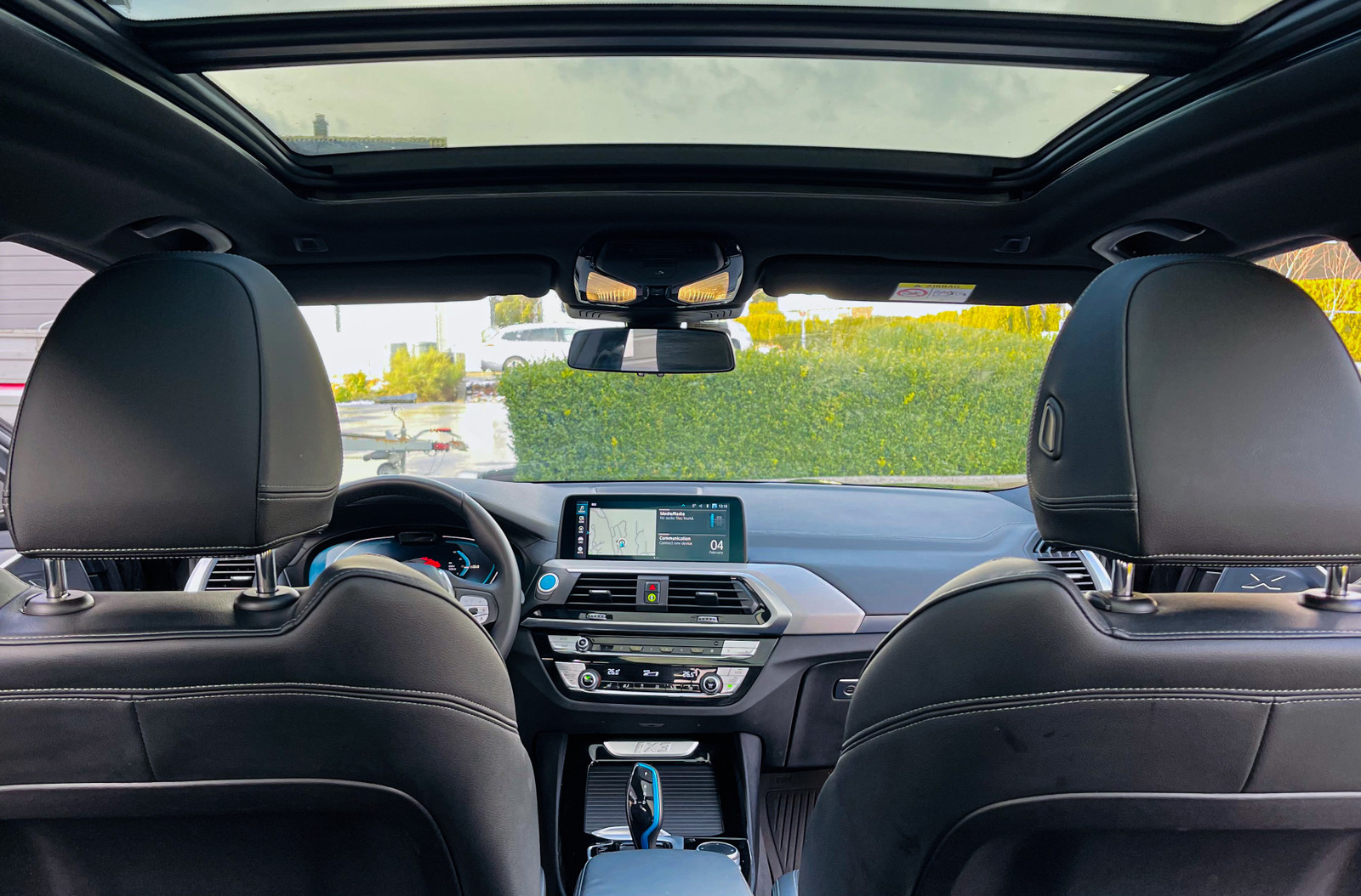 BMW iX3