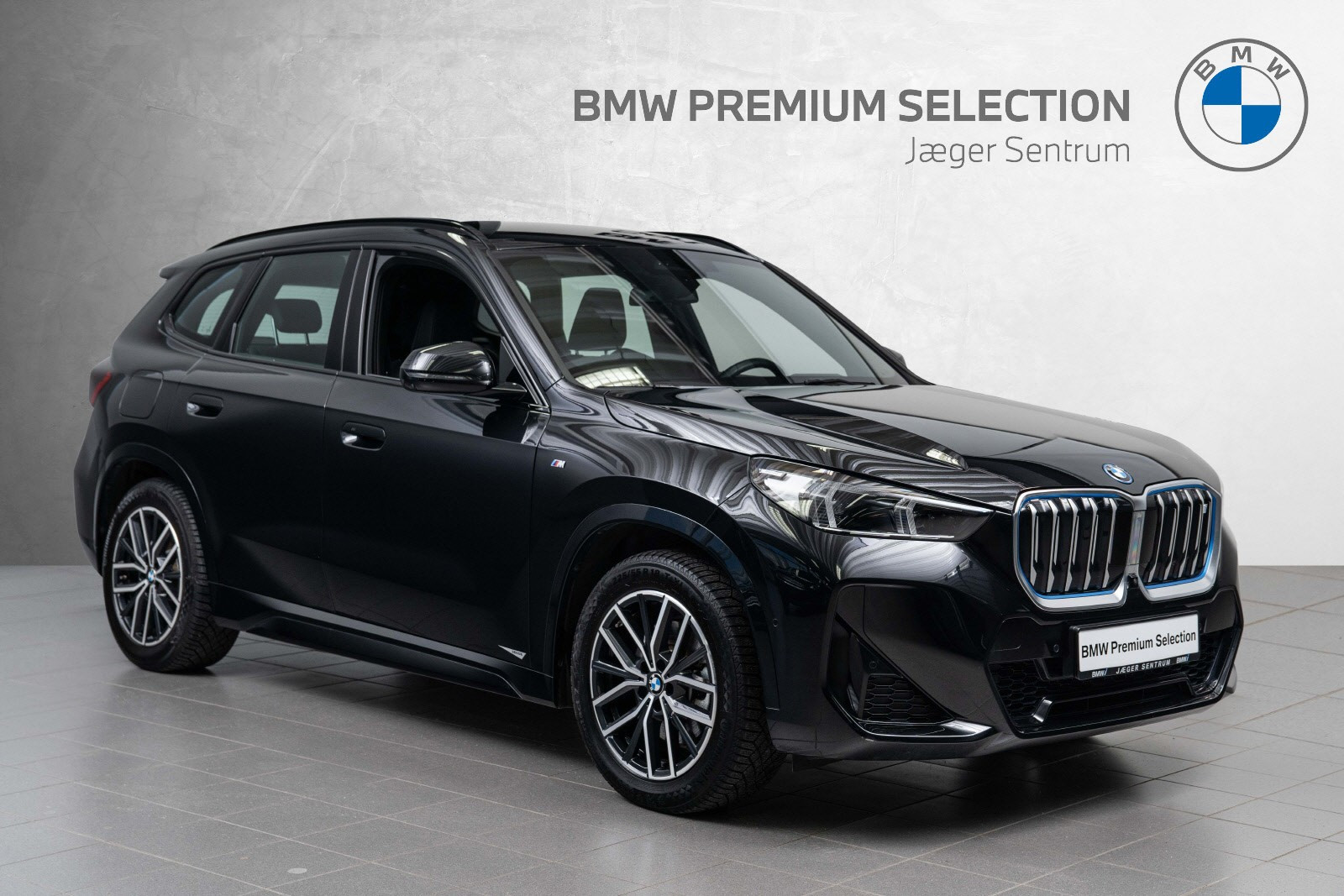 BMW iX1