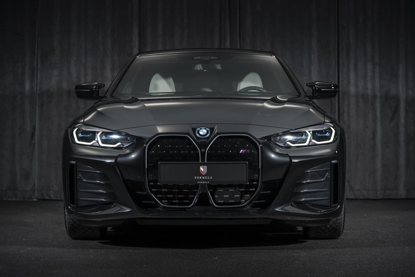 BMW i4 M50