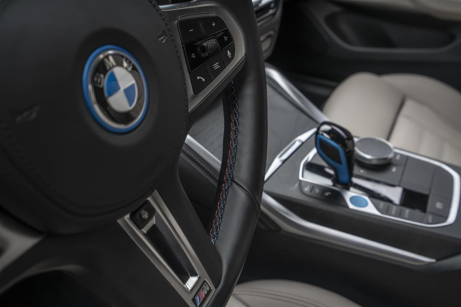 BMW i4 M50