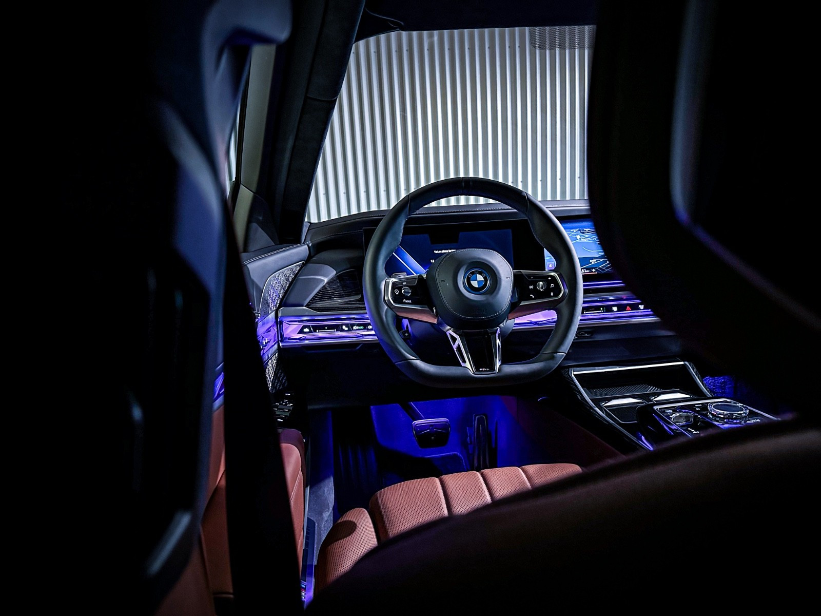 BMW i7