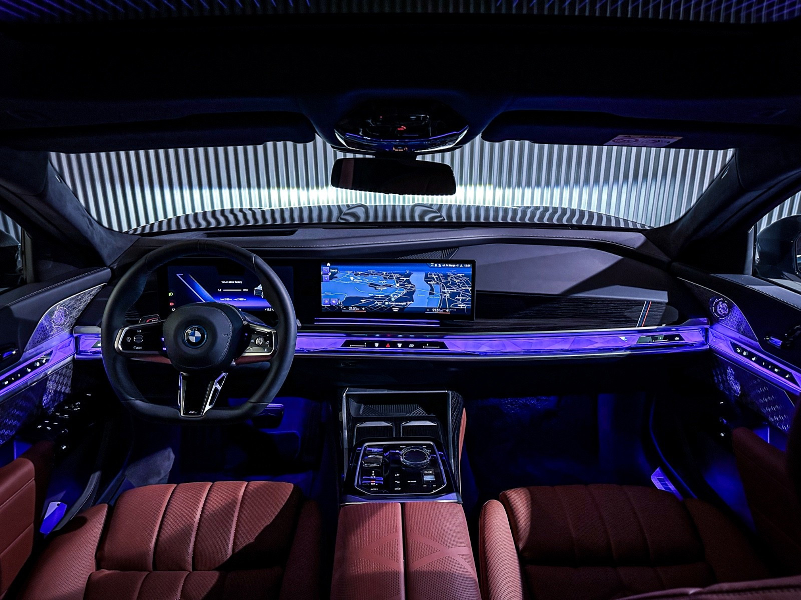 BMW i7
