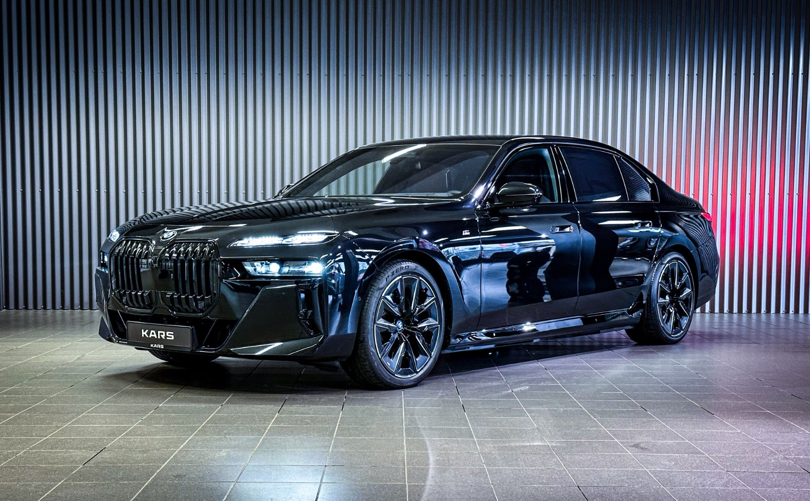 BMW i7