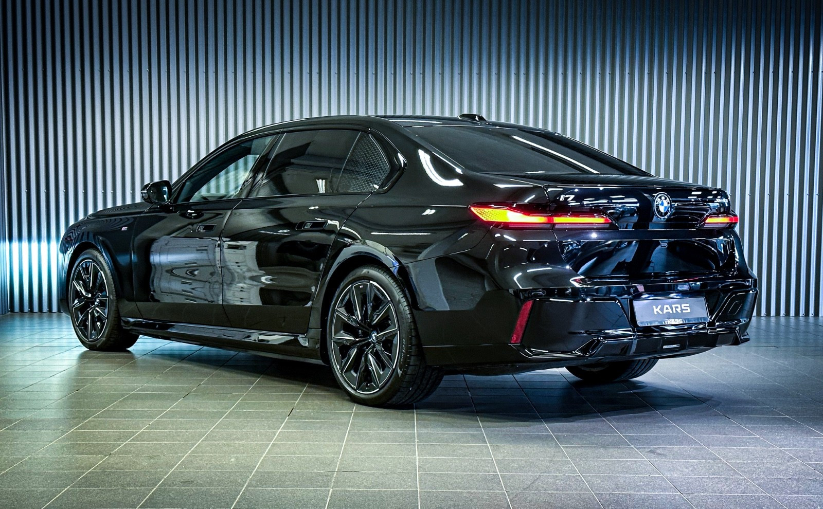 BMW i7