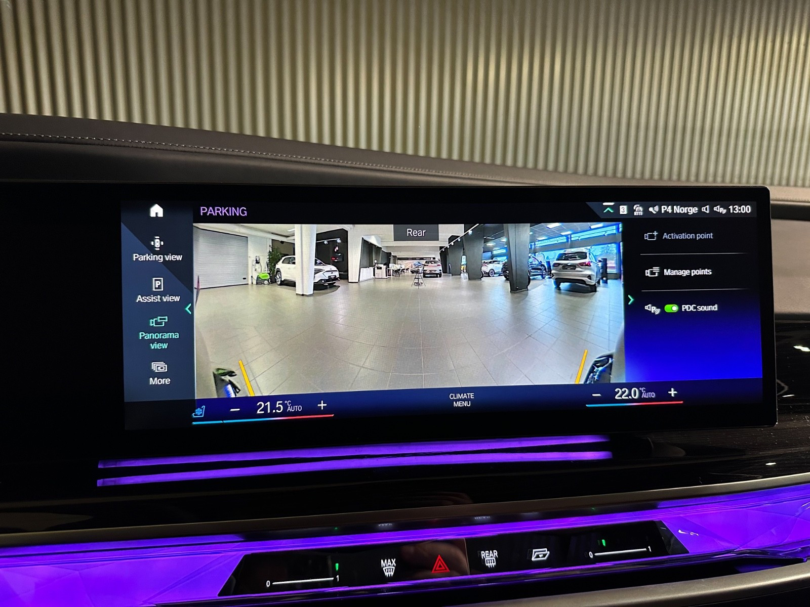 BMW i7