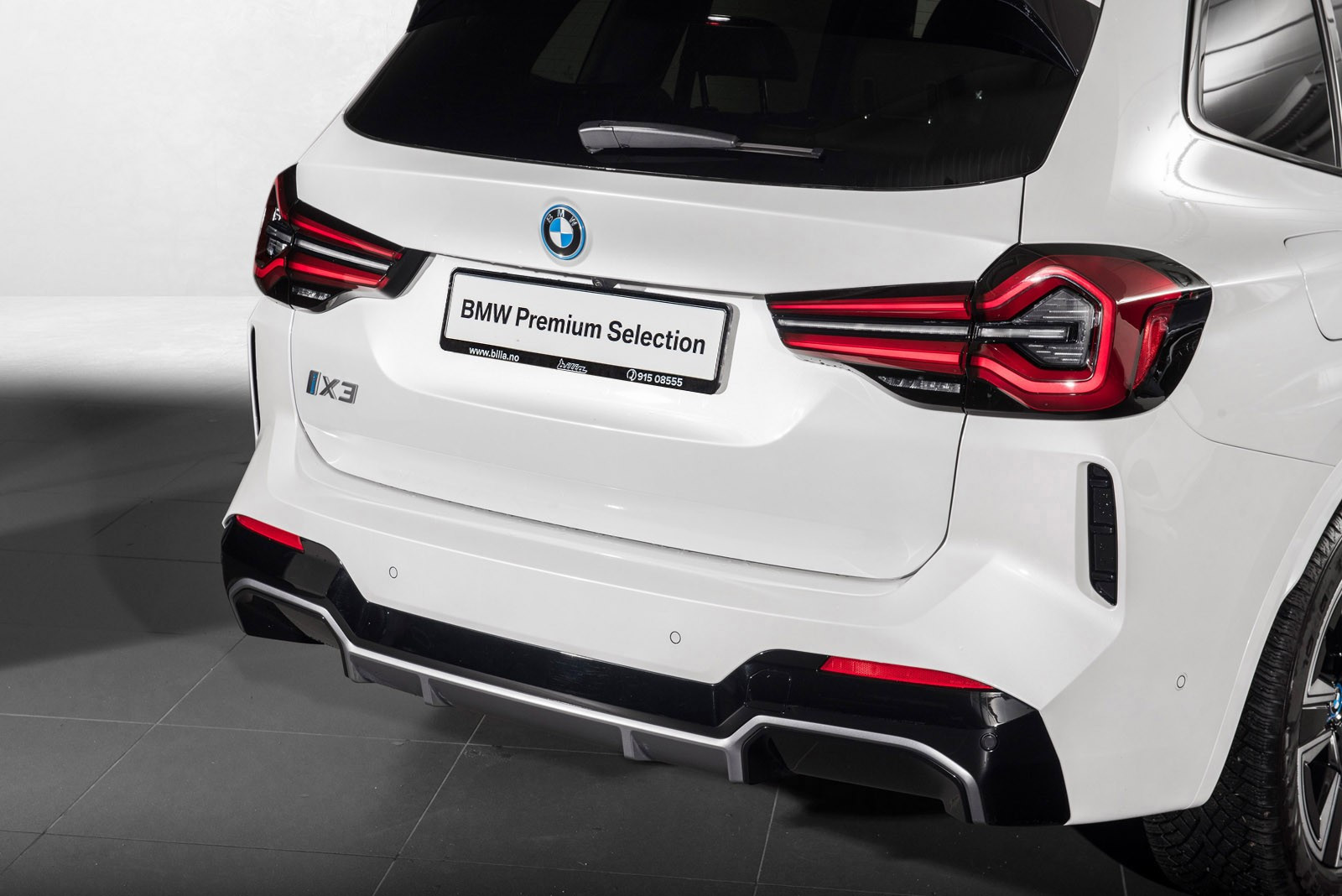 BMW iX3