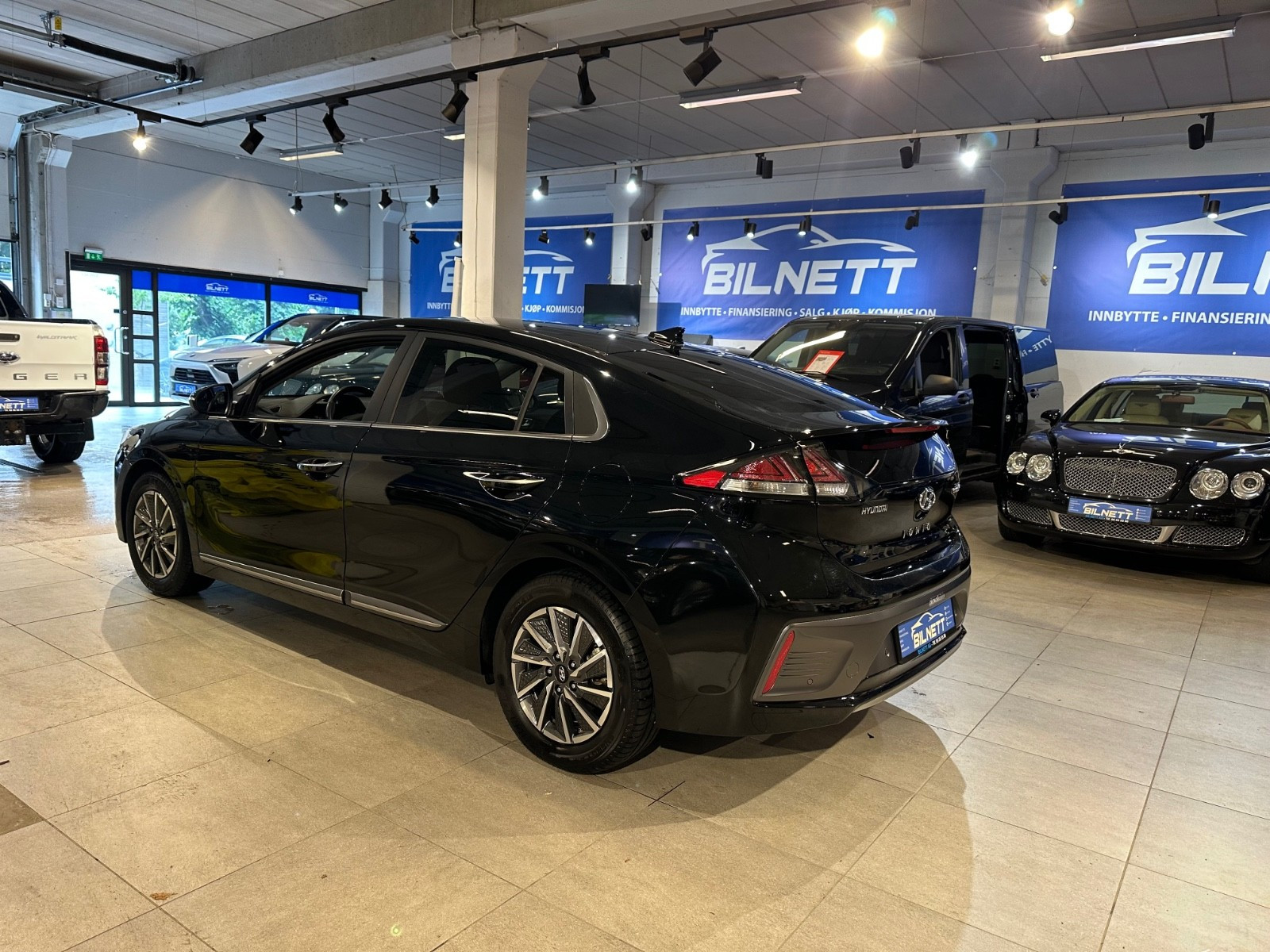 Hyundai IONIQ