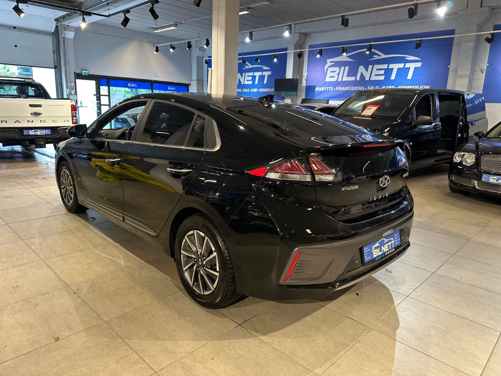 Hyundai IONIQ