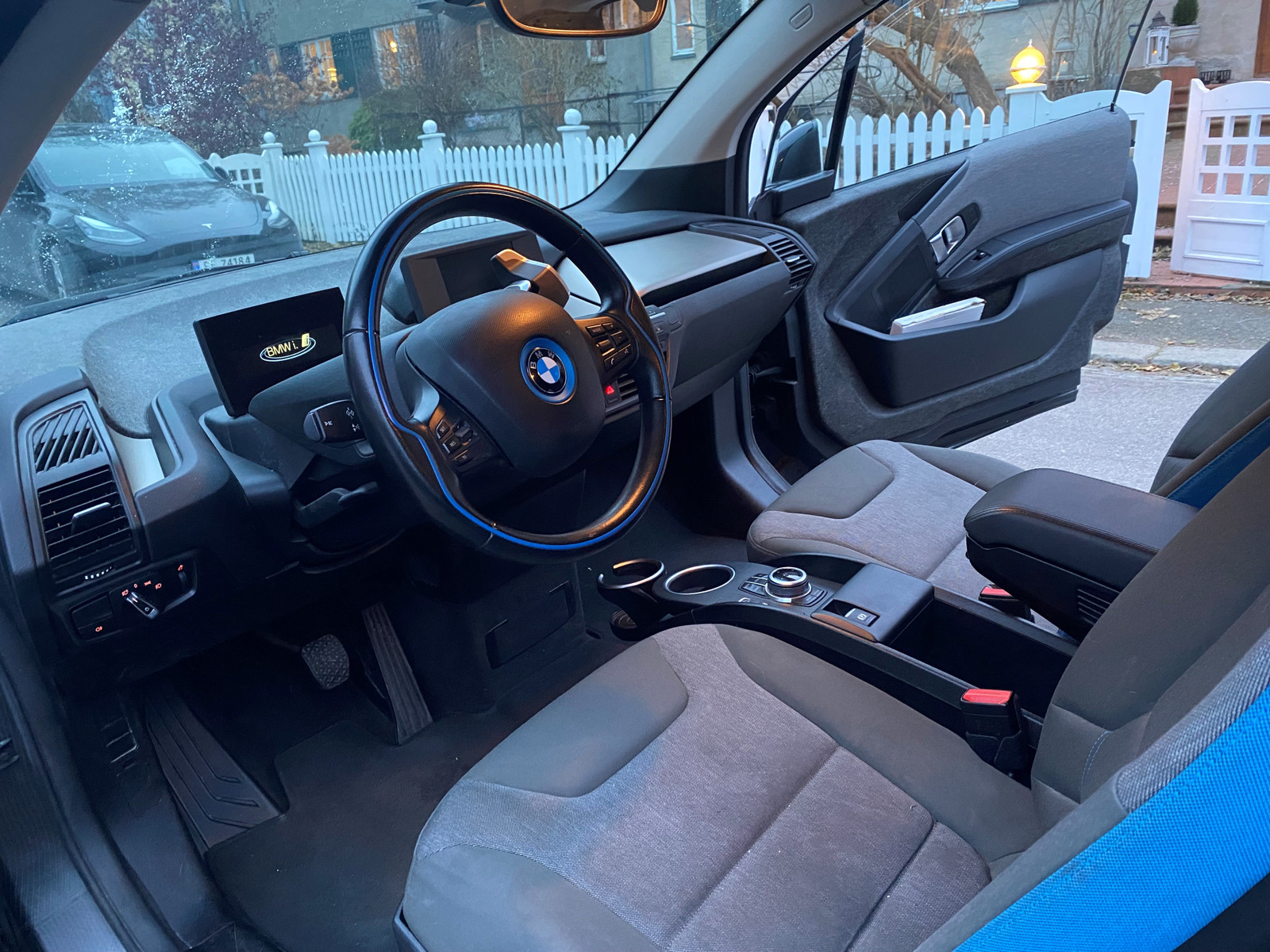 BMW i3