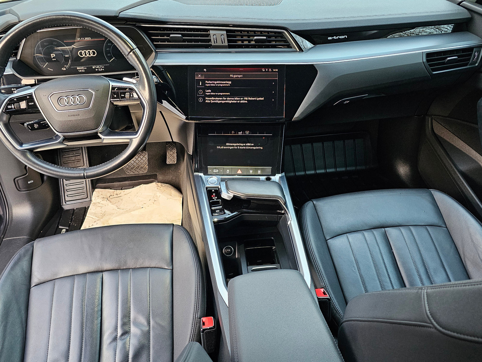 Audi e-tron