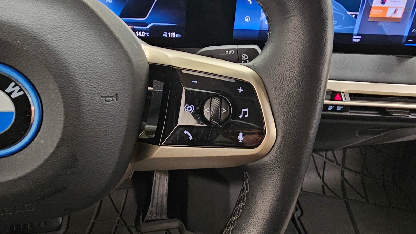 BMW iX xDrive 40