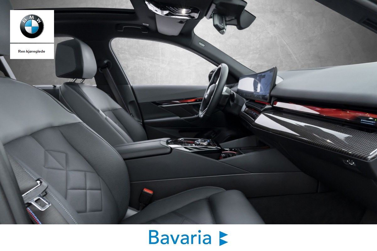 BMW i5 M60