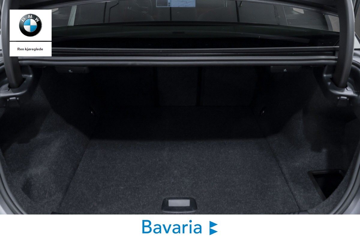 BMW i5 M60