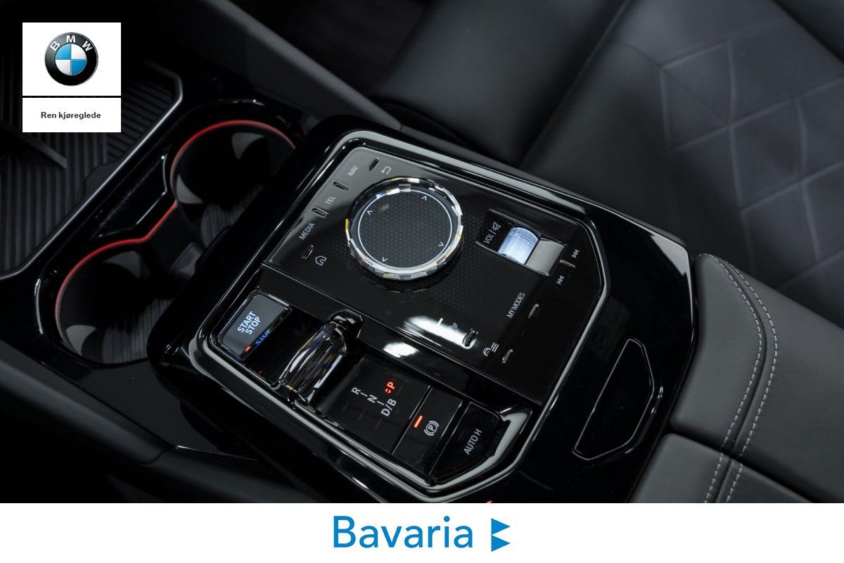 BMW i5 M60