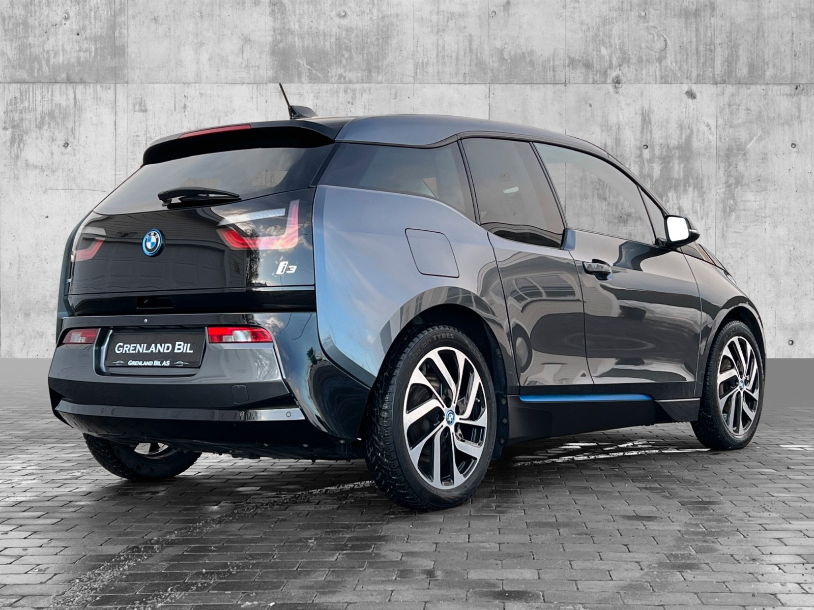 BMW i3