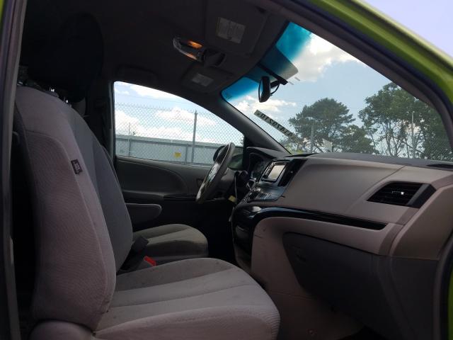 Toyota Sienna LE 2014