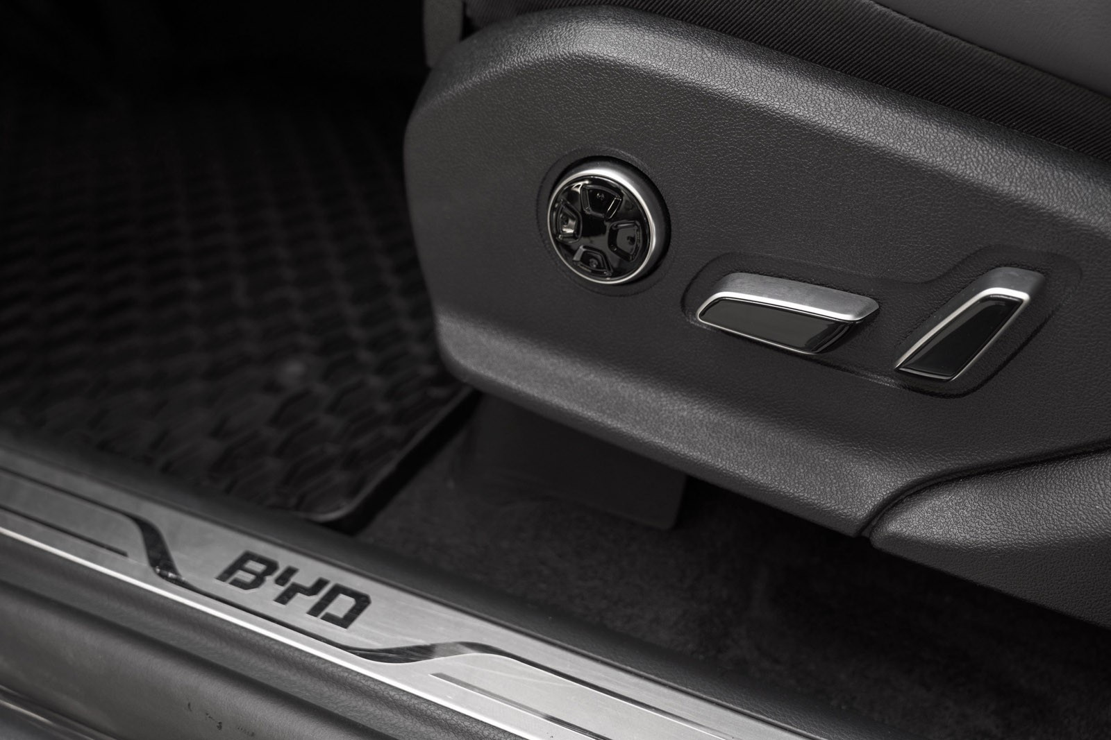 BYD Tang