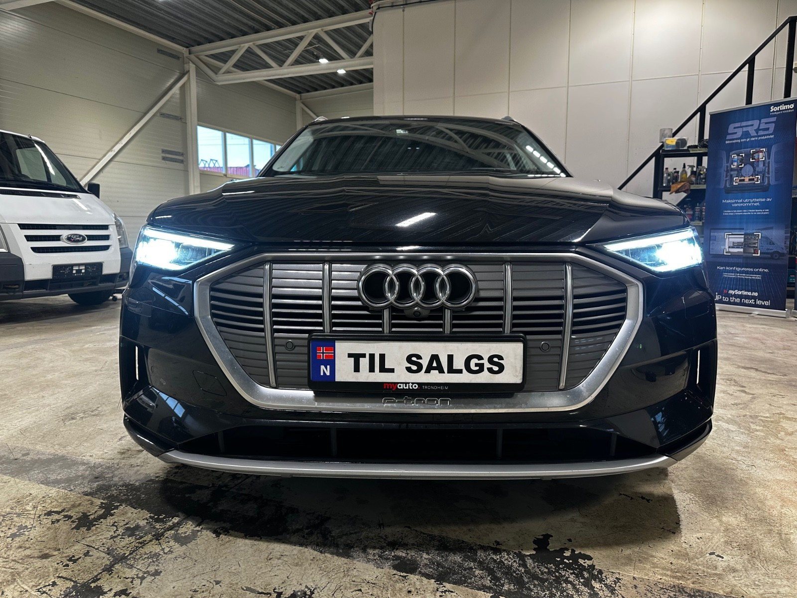 Audi e-tron