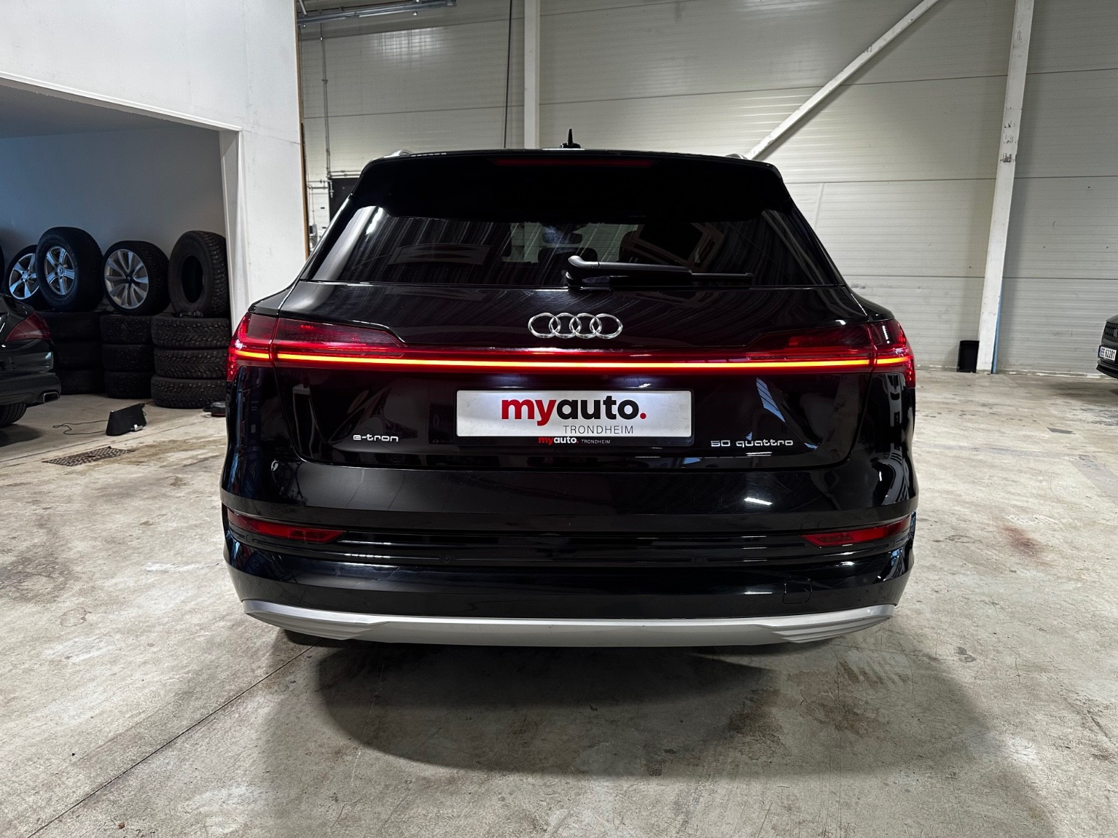 Audi e-tron