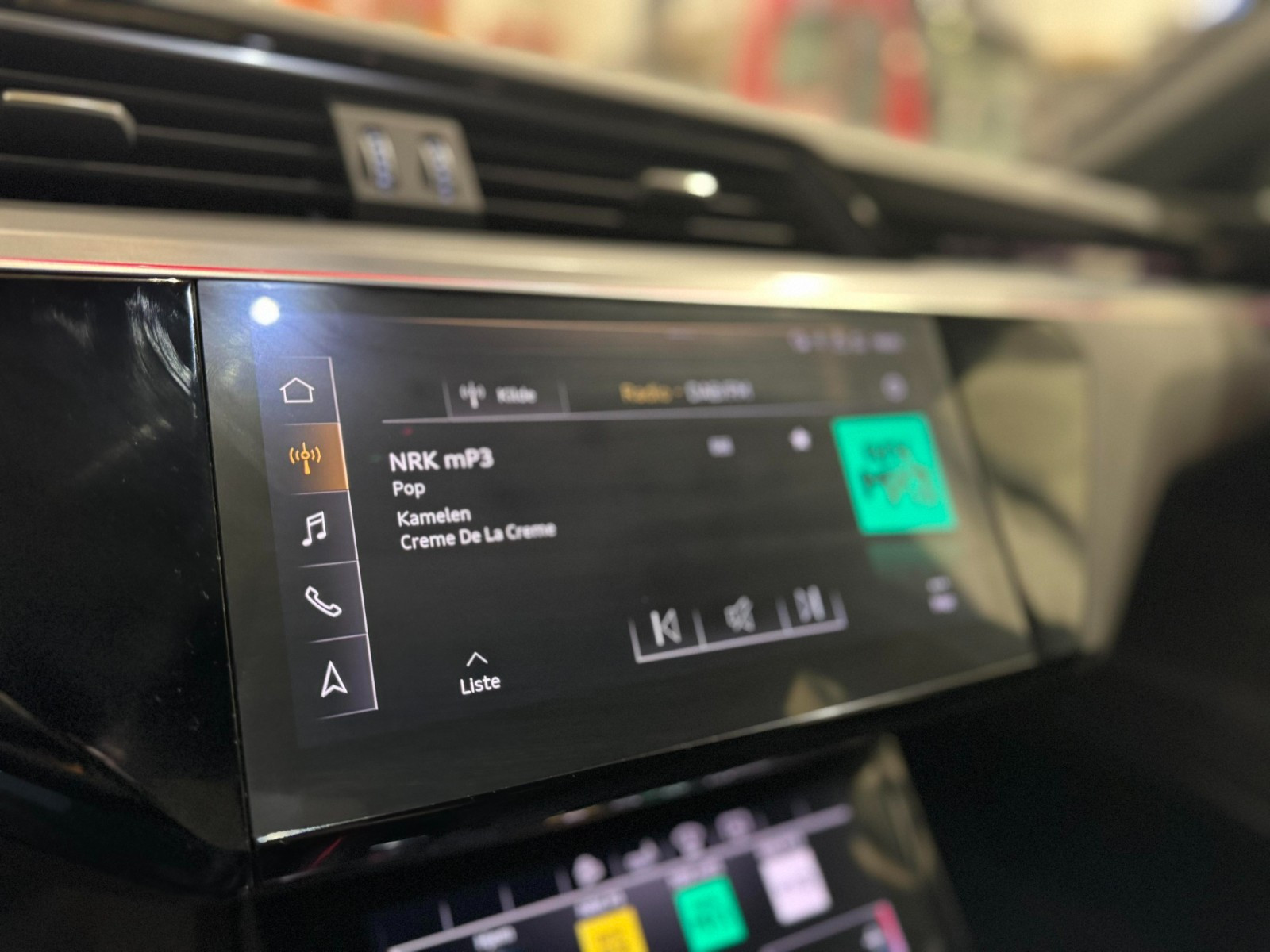 Audi e-tron