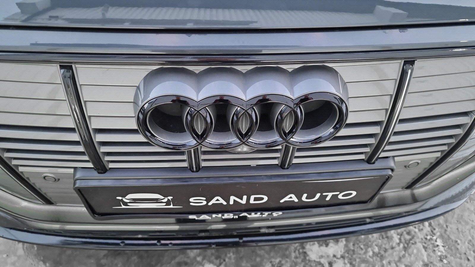 Audi e-tron
