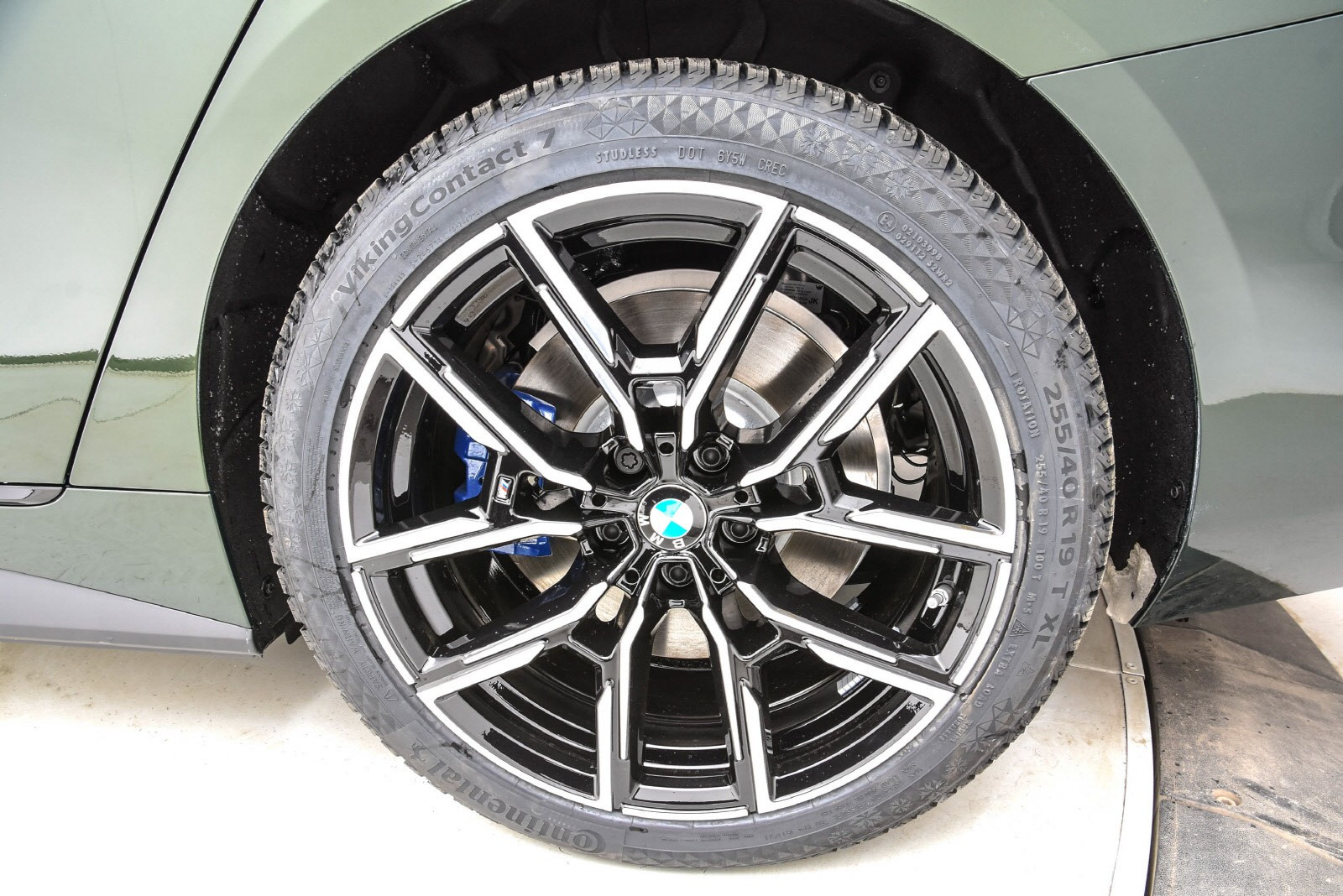 BMW i4 M50