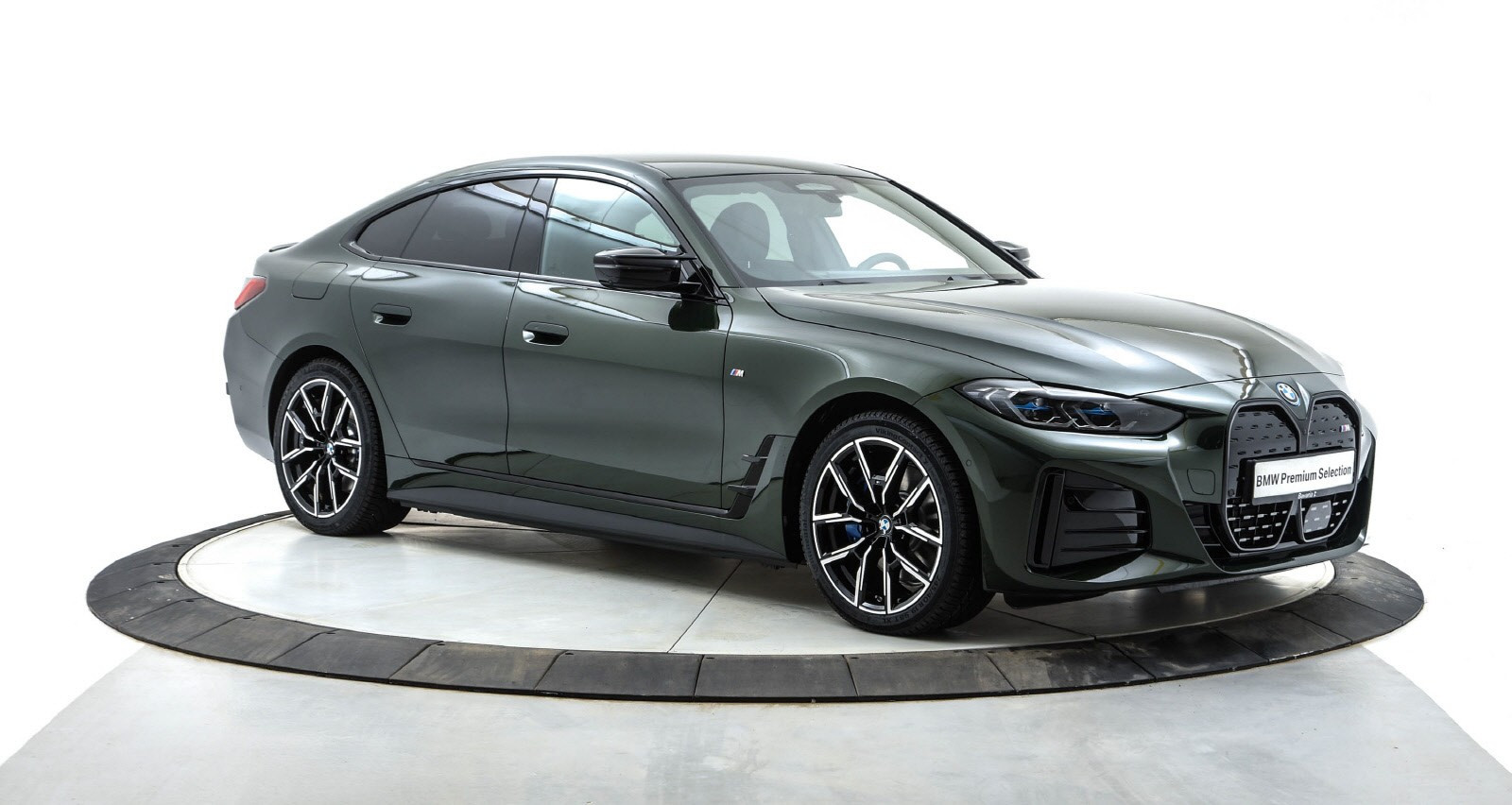 BMW i4 M50