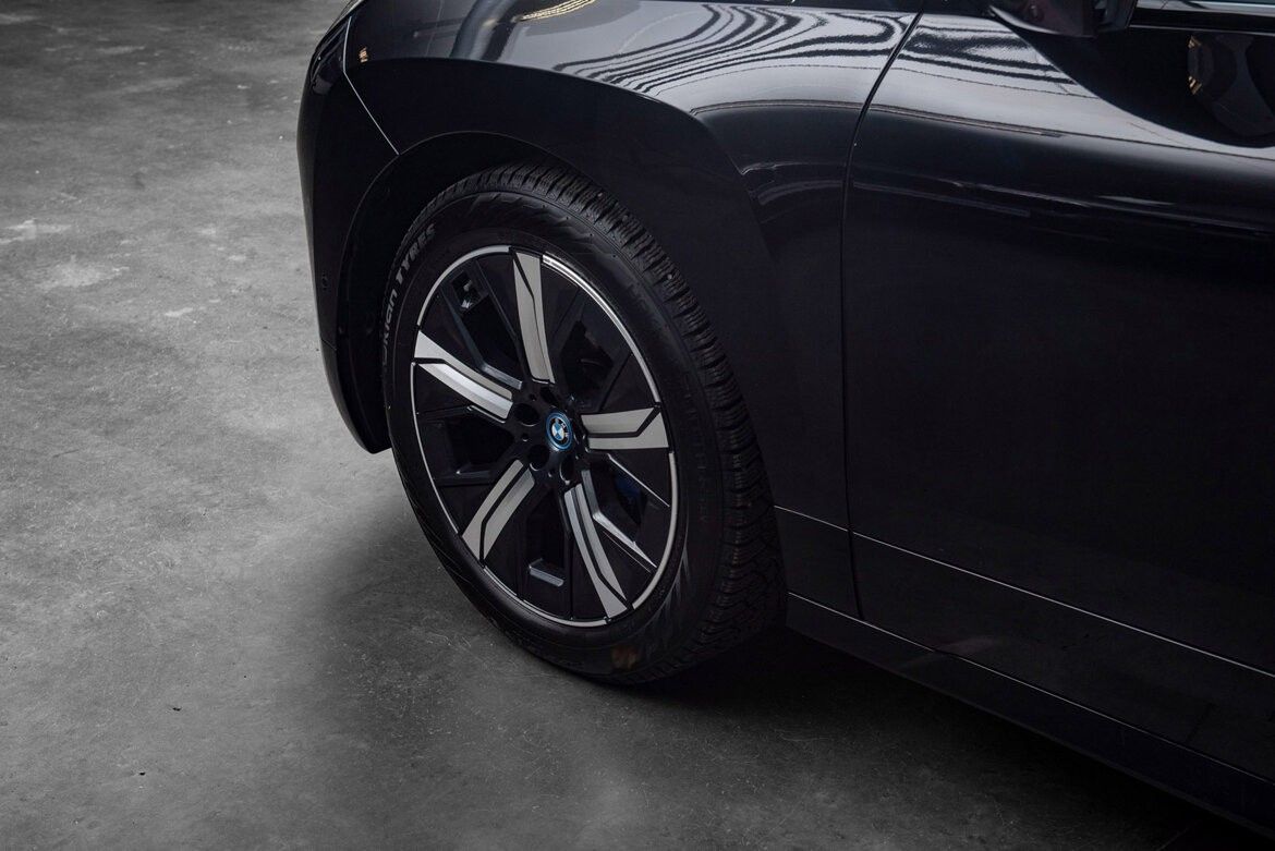 BMW iX xDrive 50