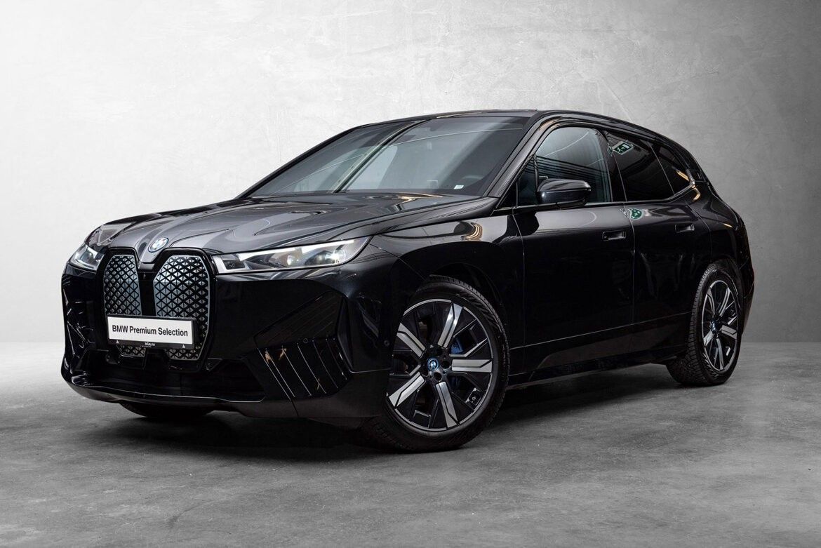 BMW iX xDrive 50