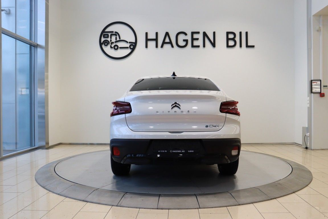 Citroen E-C4 X
