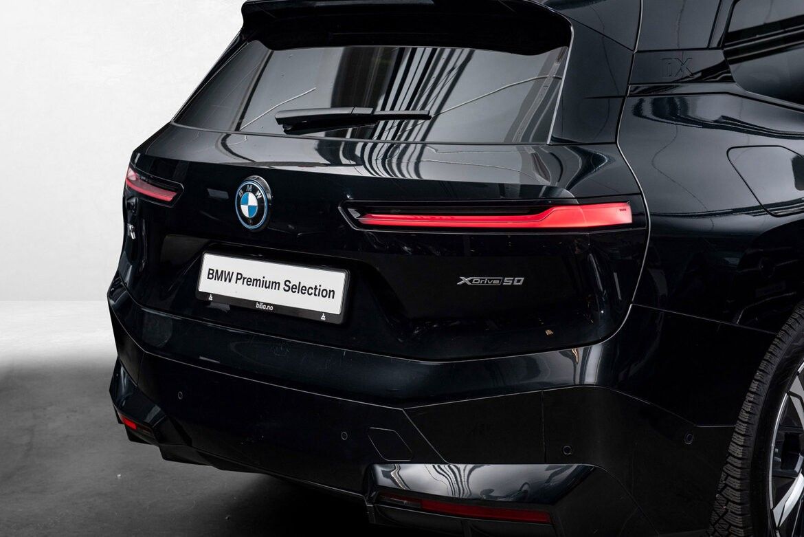 BMW iX xDrive 50