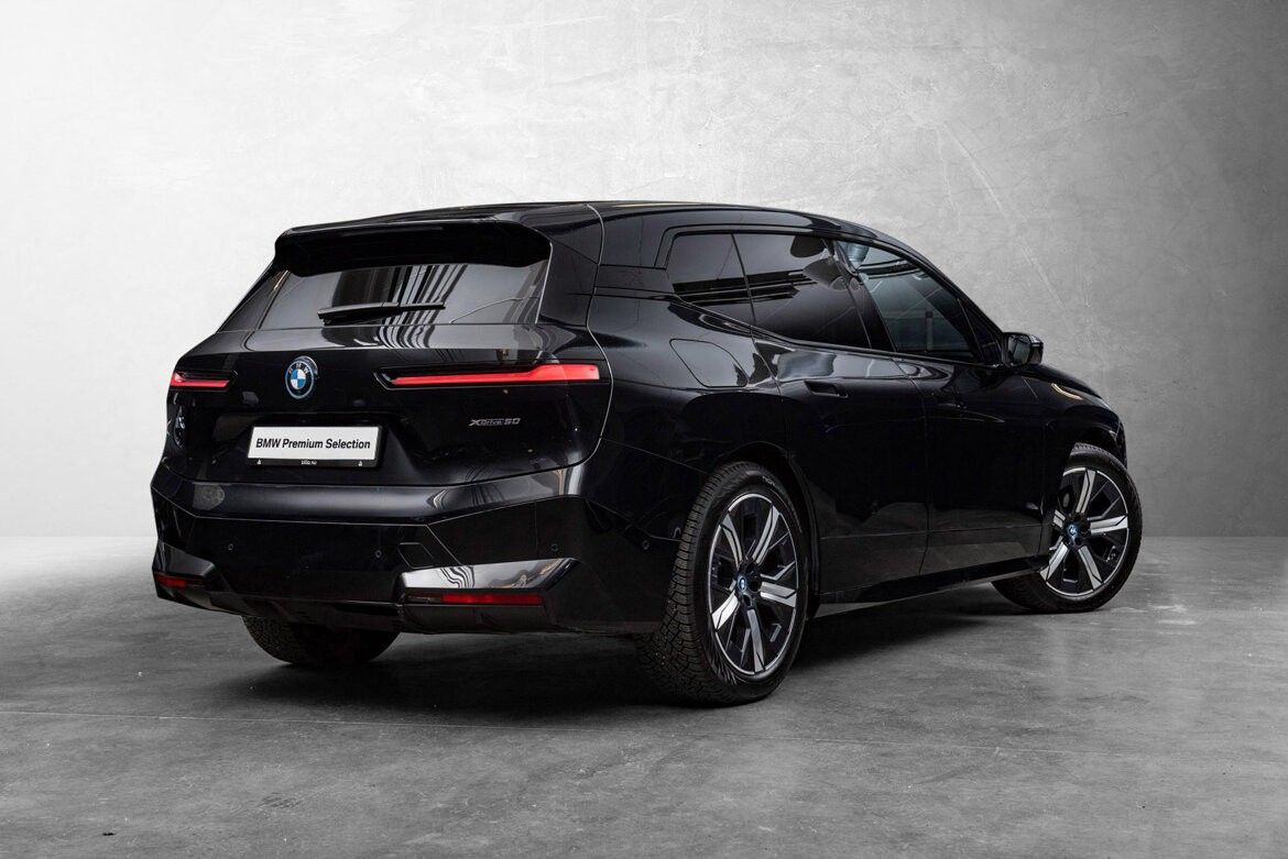 BMW iX xDrive 50