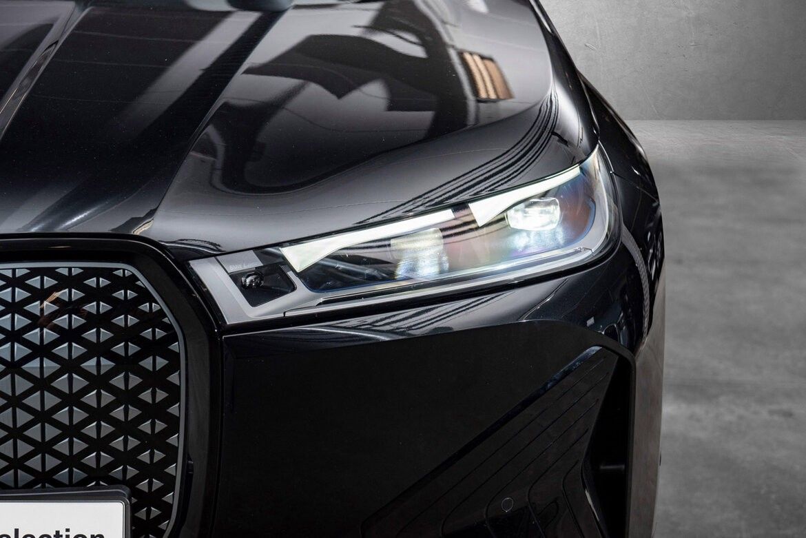 BMW iX xDrive 50